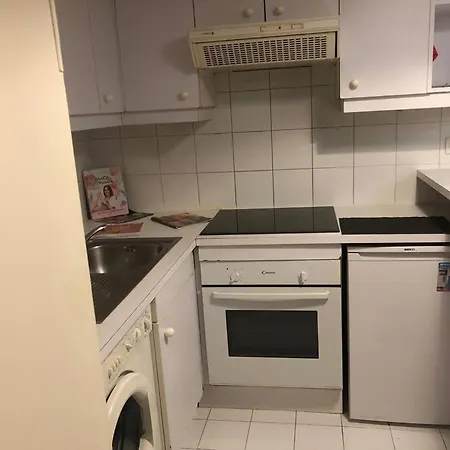 Beautiful Apartment,near Center Lägenhet